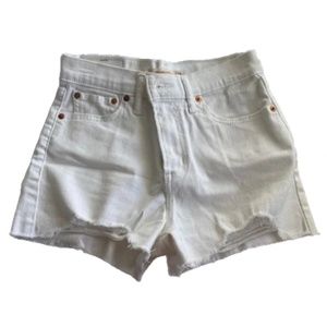 Levi’s high-rise white shorts